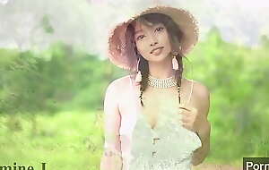 Jasmine J - Players you my Painting - Oriental Teen