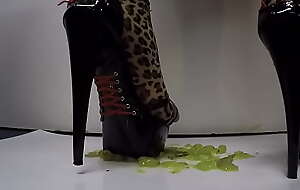Food crush on heels