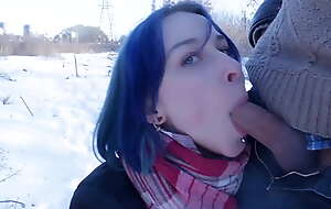 Down a bear blowjob in winter in the park