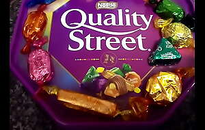 FINAL ARTWORK and QUALITY STREET MOBILE only 4 dec 2021