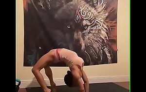 Carm3n 4m4r4 Lost media How to do headstand backbend pass out legs split stretching practice