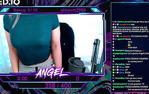 Twitch/Warzone Streamer Angell Shows Off Sexy Outfit