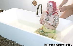 bathtub fetish fucked in the electric cable