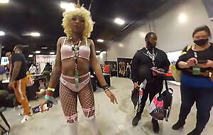 inchPrinceinch gives me a body hammer at EXXXotica 2021