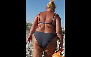 So fat asses on the strand (Beach voyeur)