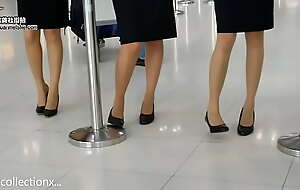Asian Lady Pantyhose Feet Shoeplay In Mall