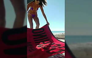 ( www.CamSex69.TV ) Girl on Seaside