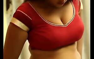 Hot Sexy Surekha aunty making Saree Wearing hot Boobs videos 2022