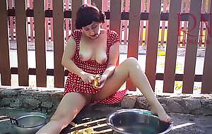 Retro maid prepares potatoes for dinner. Output performance.  Output maid have no panties. Masturbation outdoors. Potato