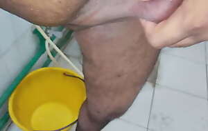 bangladeshi hot boy masturbation in bathroom