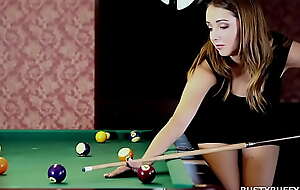 Lucie Wilde pool billiards
