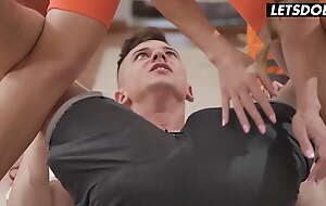 Big Tits Yoga Babe Jayla De Angelis POV Arse stab - HORNY HOSTEL