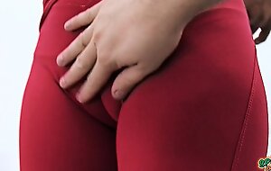 Amazing cameltoe distended pussy involving stingy yoga pants  anent ass into the bargain