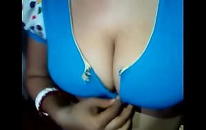 Horny Indian Mam displaying boobs thither her son