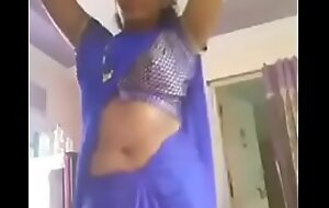 tamil aunty roughly off colour saree