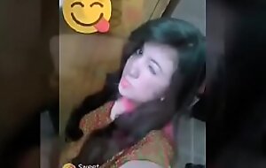 Pakistani girl Anum Shehzadi leaked pics and dusting by her bf Baber