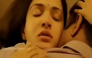 Honey Rose-coloured kisses from malayalam video