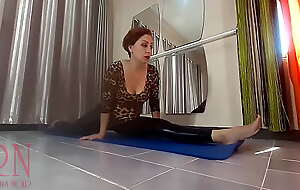 Regina Noir  A woman in a leopard bodysuit and latex leggings is doing yoga in the gym  Spy camera  Yoga in sexy leotards  2