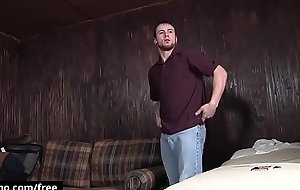 Jared Summers with Jeremy Adams at Sans a condom Tourist house Part 2 Scene 1 - Bromo