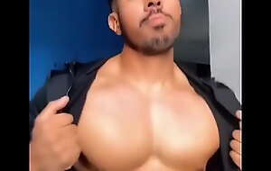 Pecs be advisable for males