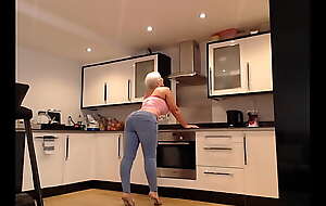Mature curvy blonde big act out tits and nuisance jeans deception