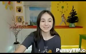 Shay teen 18yo on webcam