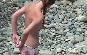 Russian Girl Naked at the beach Hidden Camera