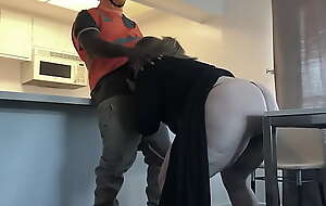 Horny Housewife Cheats With Black Construction Worker