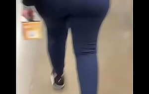 thicc Latina in Walmart