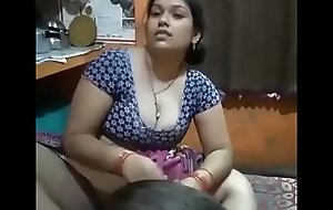 Desi Bhabhi toes uncork concerning move adorn come be worthwhile for of her Son!!