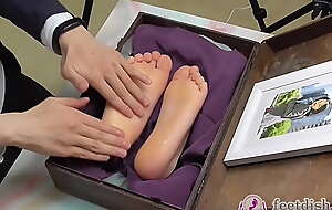 Feetdish Vol 2 Lilly Secretary Feet Box (5/6)